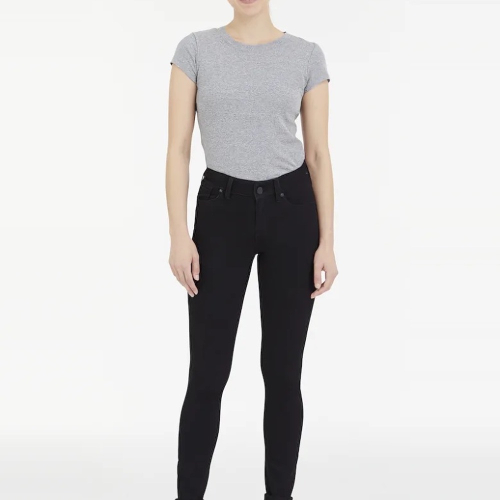 Hudson Jeans Women's Black Straight Leg Jeans